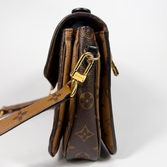 Louis Vuitton Reverse Monogram Pochette Metis - Picture 6 of 16